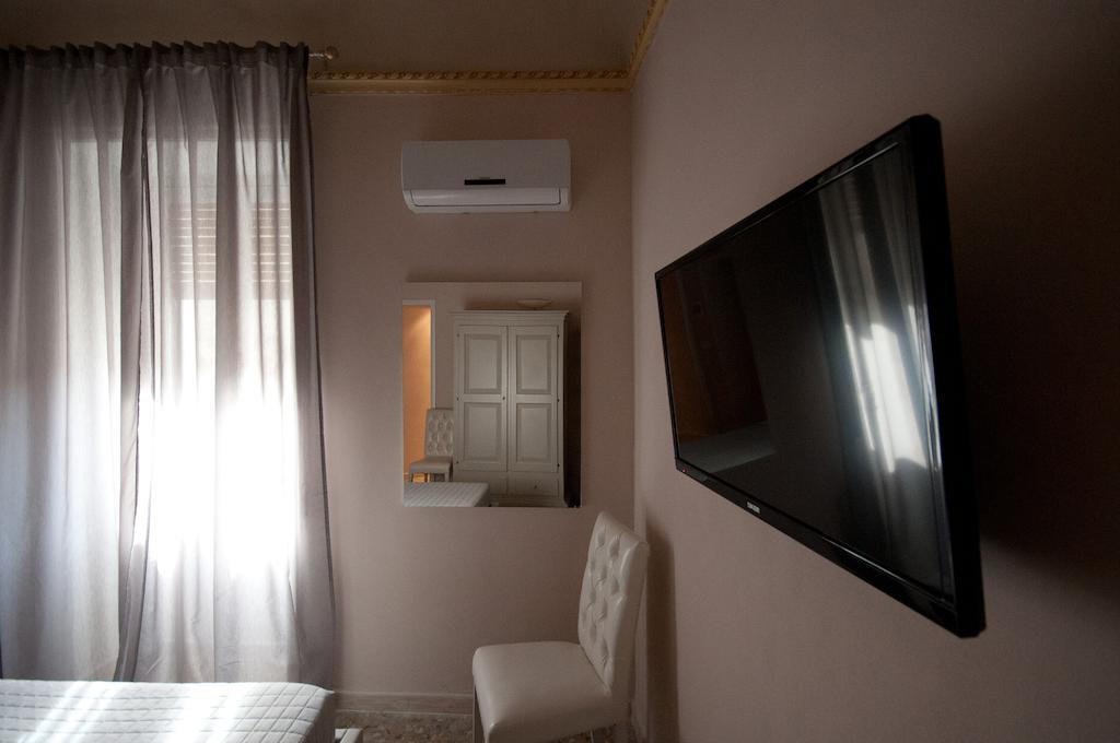 Suite Barocca Noto Room photo